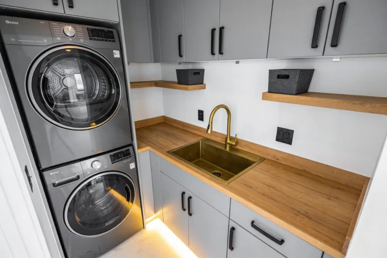 9 Laundry Room Layout Ideas for a More Efficient Space: Chic & Quick
